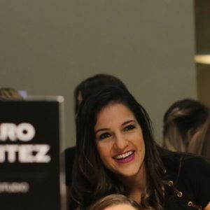 Meet your Posher, Carolina