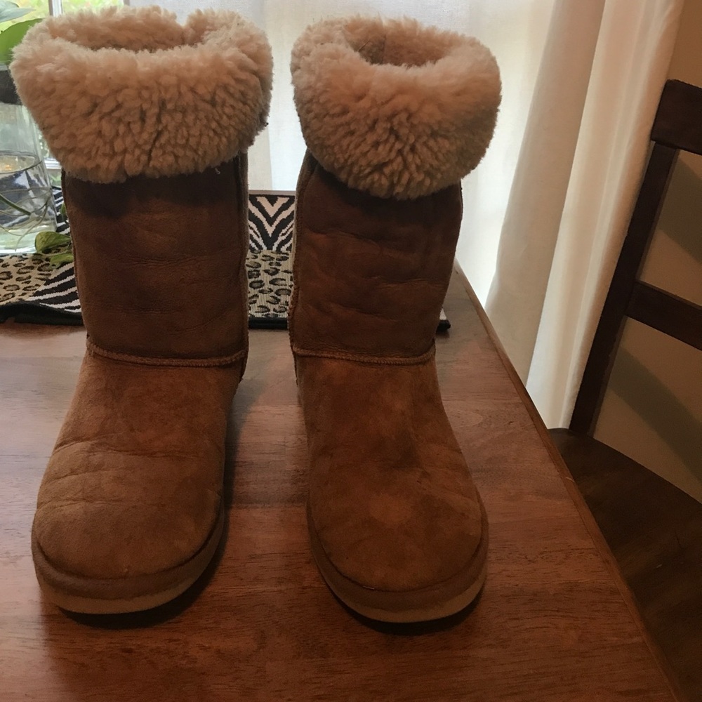 Tall tan UGG Boots! perfect for the coming fall!