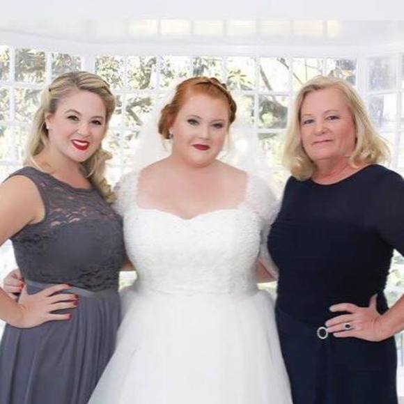 Meet your Posher, Lori - Picture 1 of 1