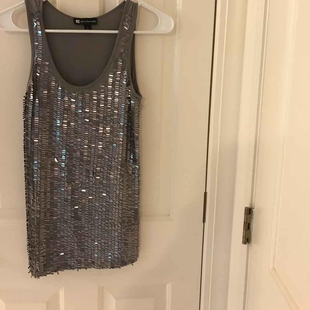 Sleepless sequenced top