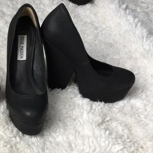 Steve Madden size 6 pumps