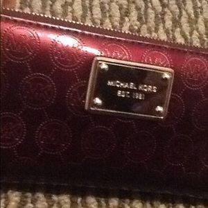 Michael kors wallet
