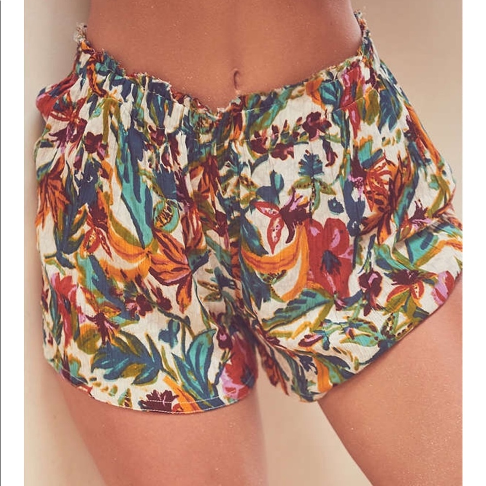 Flowy floral shorts from urban