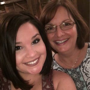 Meet your Posher, Lindsey