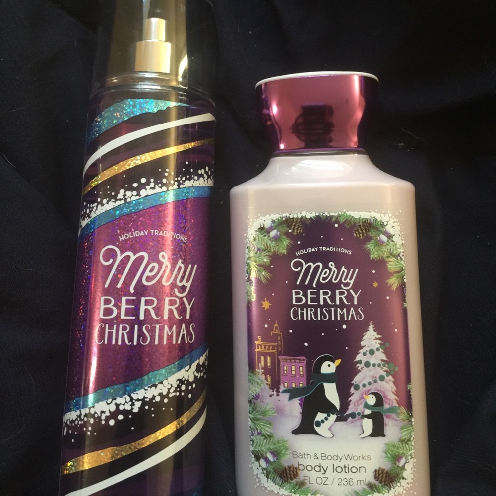 Holiday Traditional Berry Merry Christmas