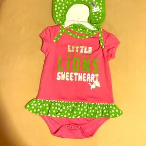 Brand new Detroit Lions baby outfit!