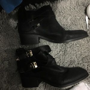 Seychelles Black Leather booties