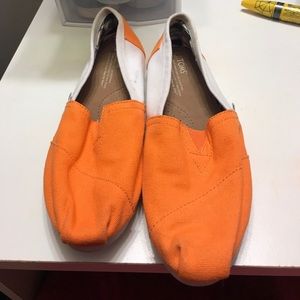 Toms MAKE OFFER