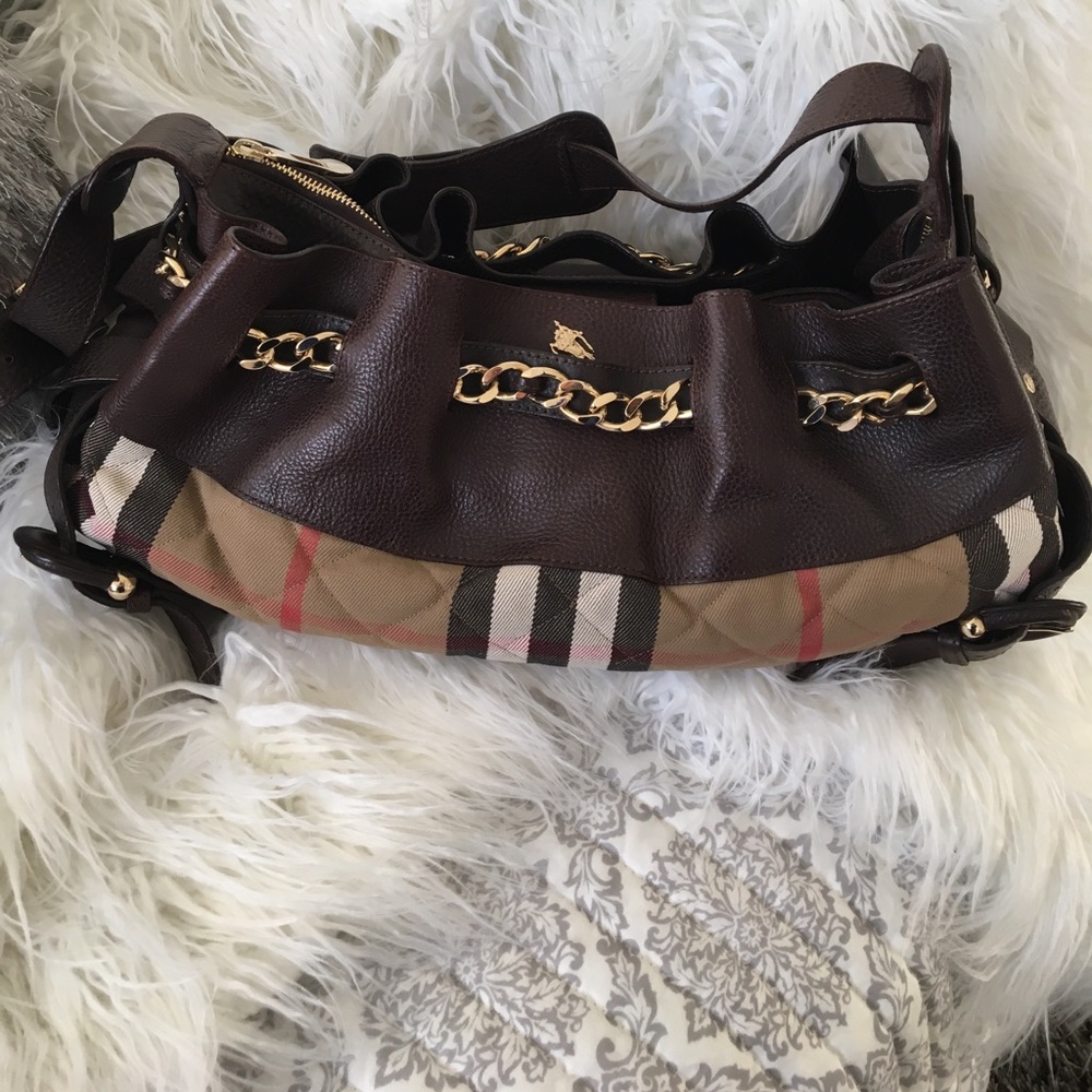 BURBERRY PRORSUM LEATHER-TRIMMED SHOULDER BAG