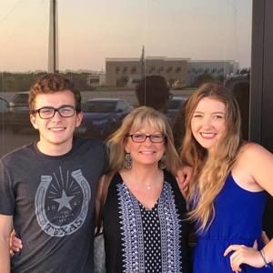 Meet your Posher, Shelly