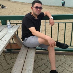 Meet your Posher, Wally