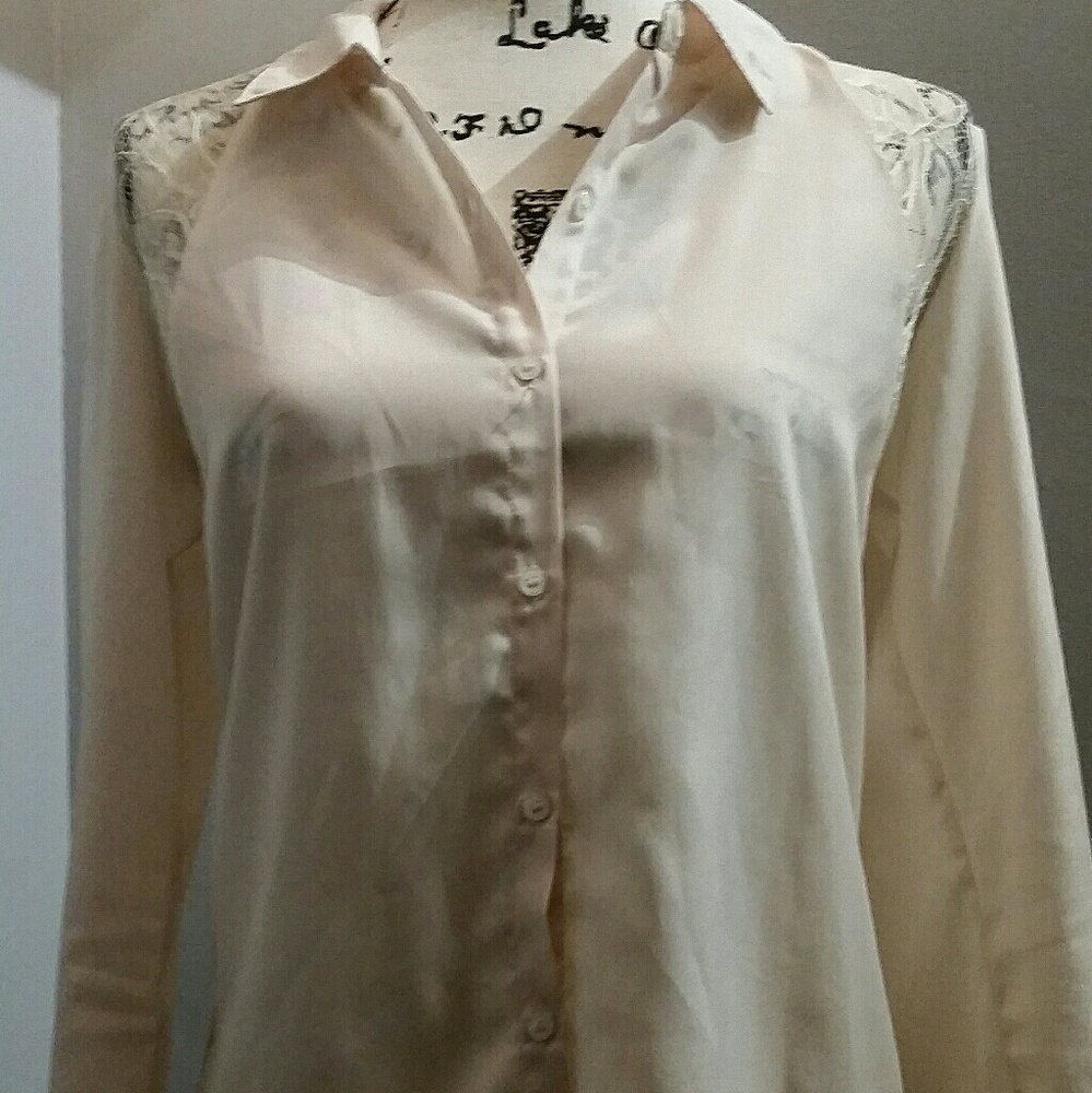 Thistle Pearl blouse sz s