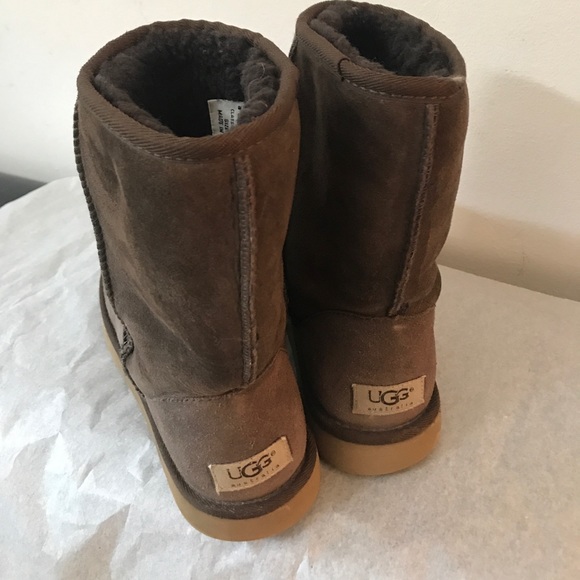 ❌sold UGG BROWN SHEEP LINED BOOTS CLASSIC SHORT - Picture 3 of 8