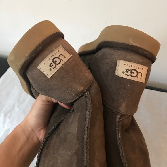 ❌sold UGG BROWN SHEEP LINED BOOTS CLASSIC SHORT - Picture 6 of 8