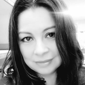 Meet your Posher, Veronica