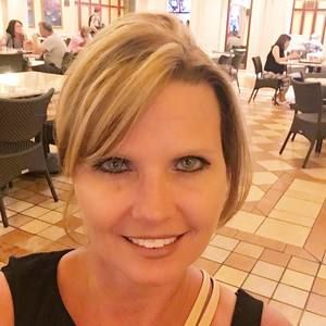 Meet your Posher, Sheila