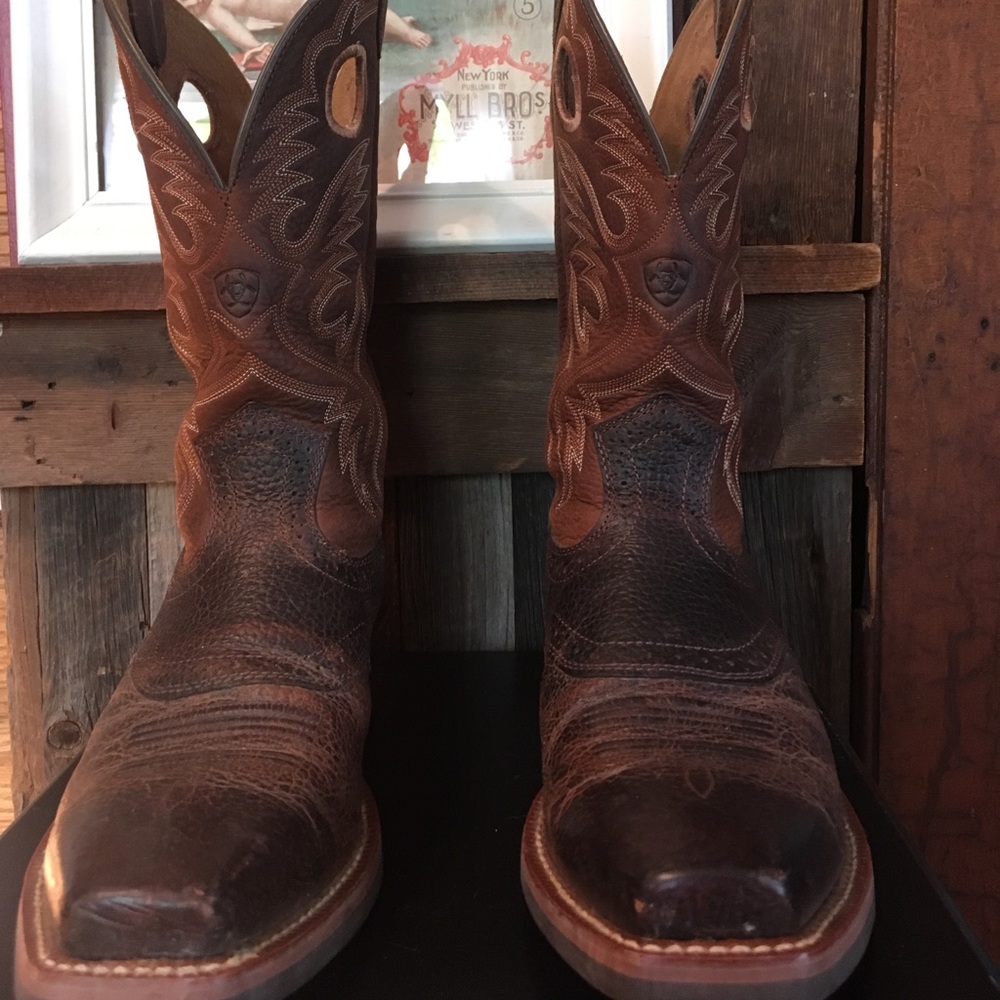 Men's Ariat Cowboy Boots