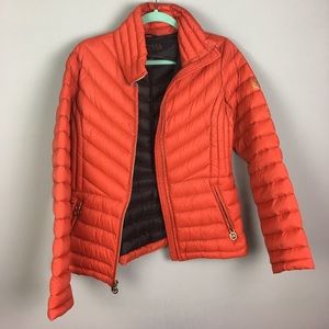 MICHAEL KORS ORANGE PACKABLE DOWN PUFFER COAT