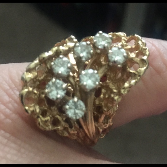 Diamond ring - Picture 2 of 3