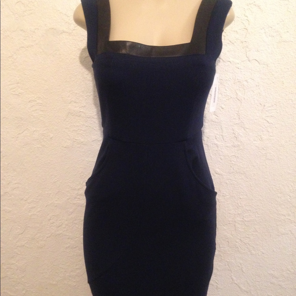Alice & Olivia sheath dress * leather trim* Medium