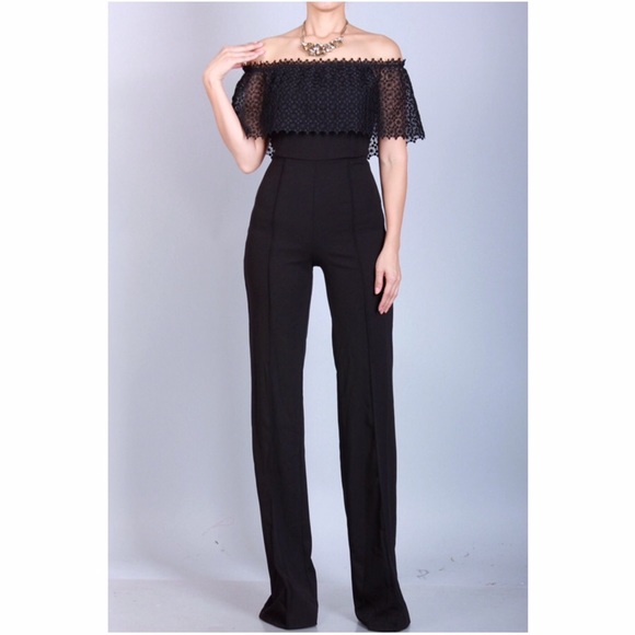 🆕 SOLANGE BLACK OFF THE SHOULDER JUMPSUITS - Picture 5 of 8