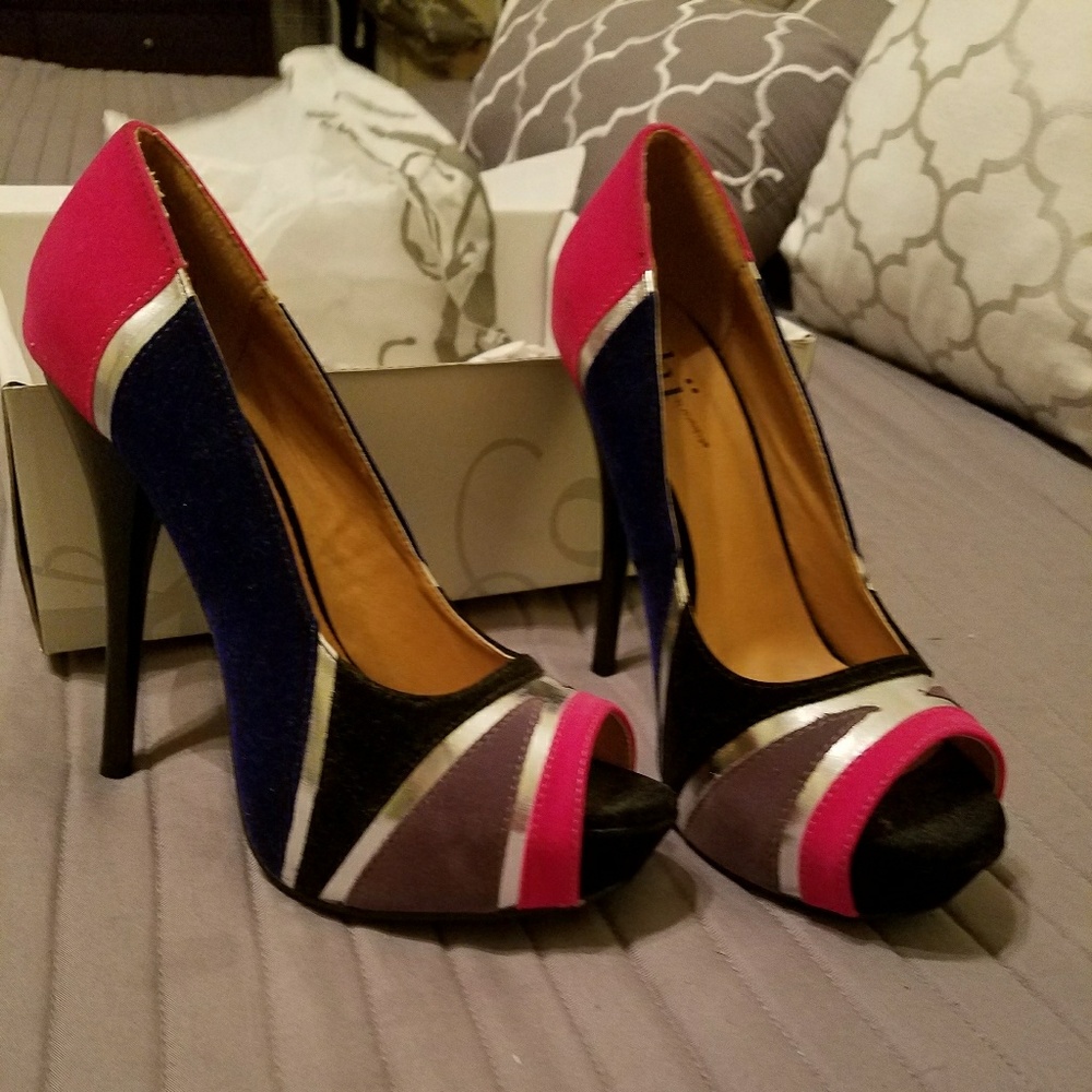 Brand New multi colored suede open toe heels,super Cute!