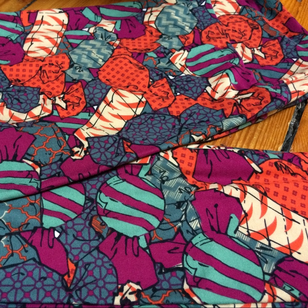 With bundle of 3 only please. Lularoe OS unicorn 🦄 candy 🍬 🍭 leggings!