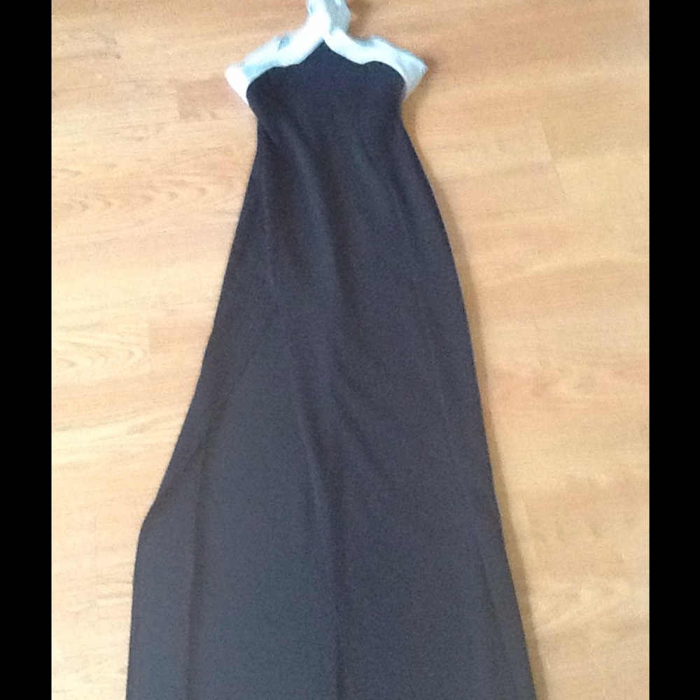 Dress - Picture 5 of 6