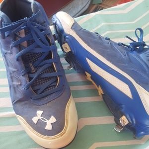 Under Armour Metal spike baseball cleats