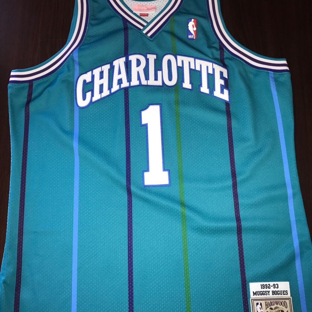 Mitchell & Ness throwback Jerseys