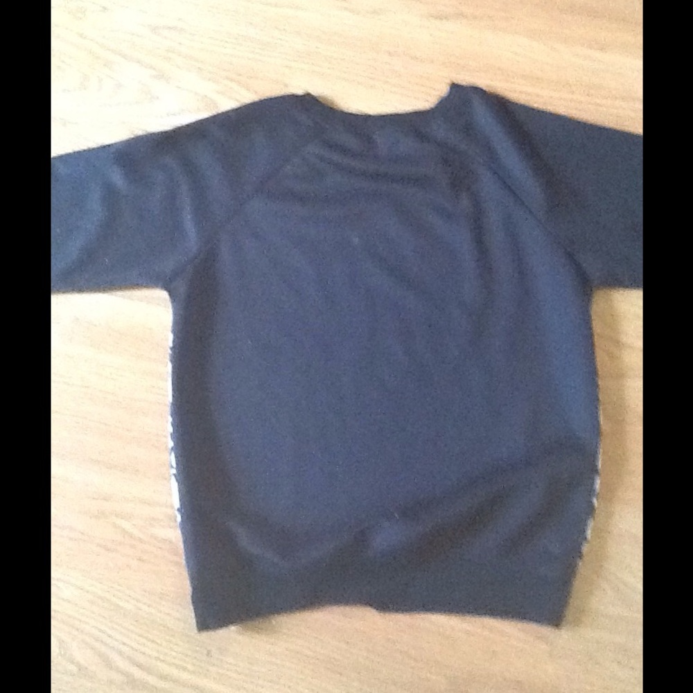 Sweater - Picture 4 of 6