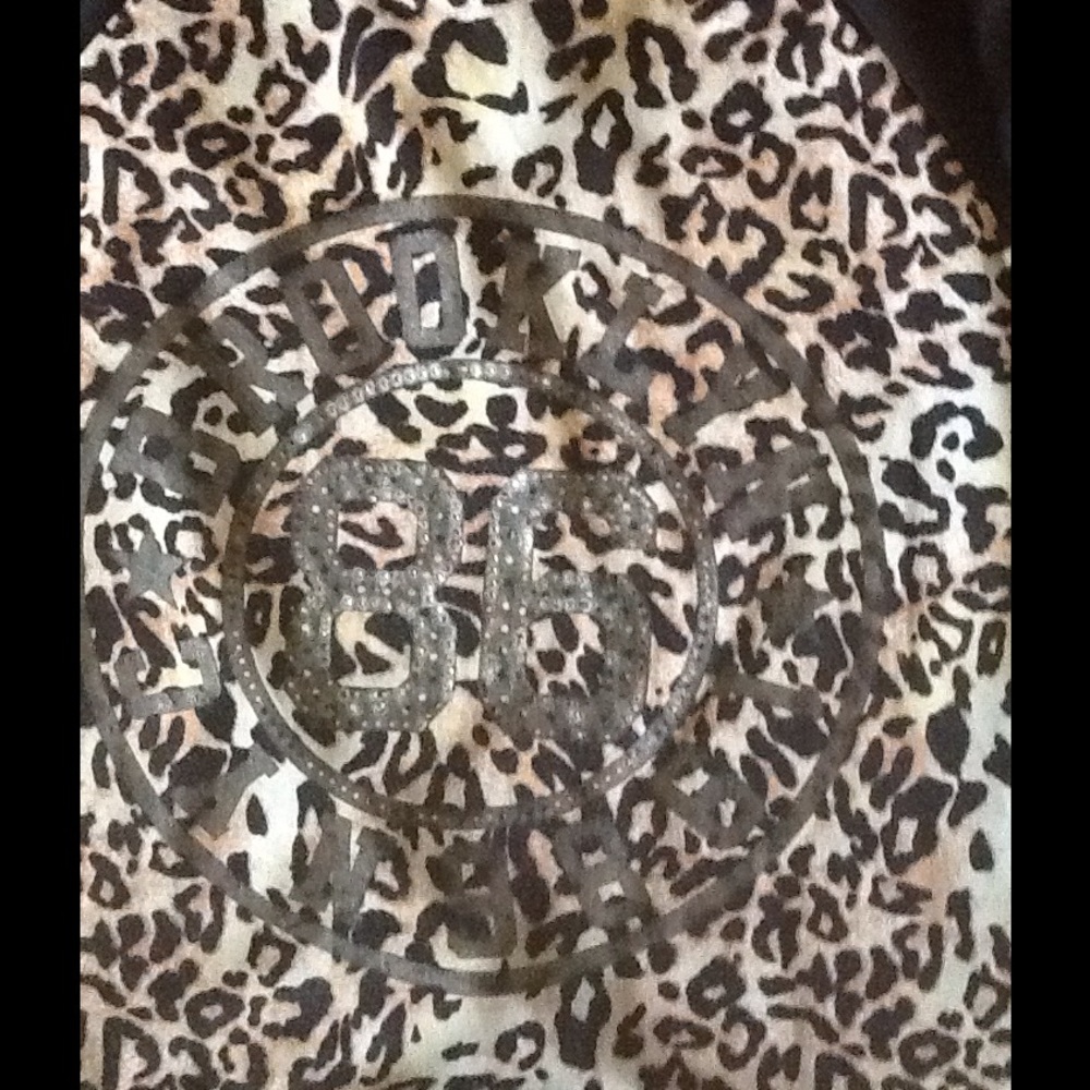 Sweater - Picture 5 of 6