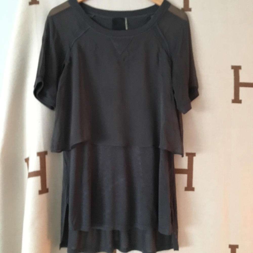 Heather dark gray top