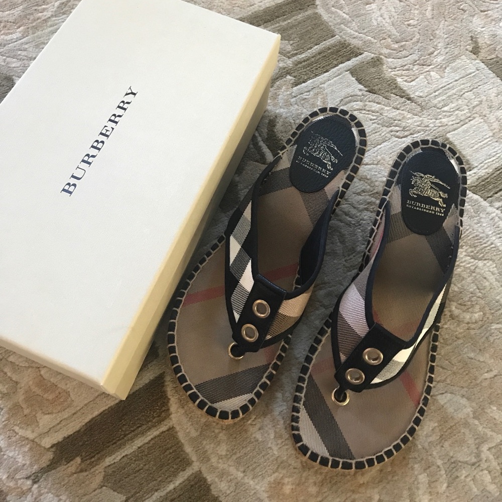 Burberry thong sandal wedge
