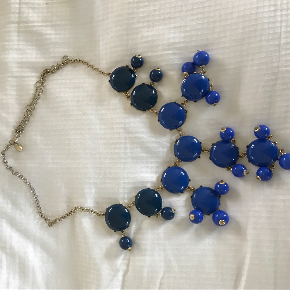 Two-toned statement necklace