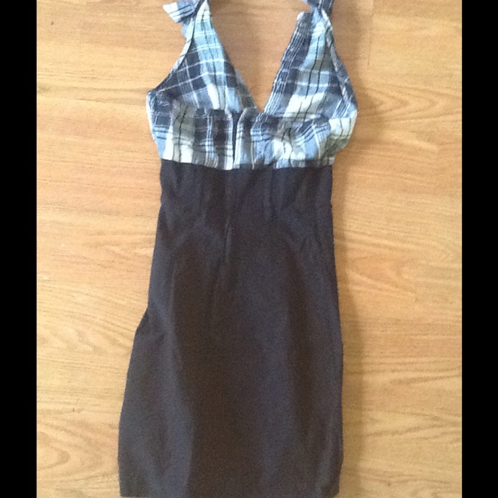 Dress - Picture 5 of 6
