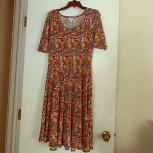 Large Lularoe Nicole