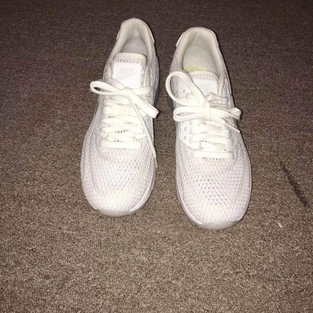 Brand New mesh Nike sneakers