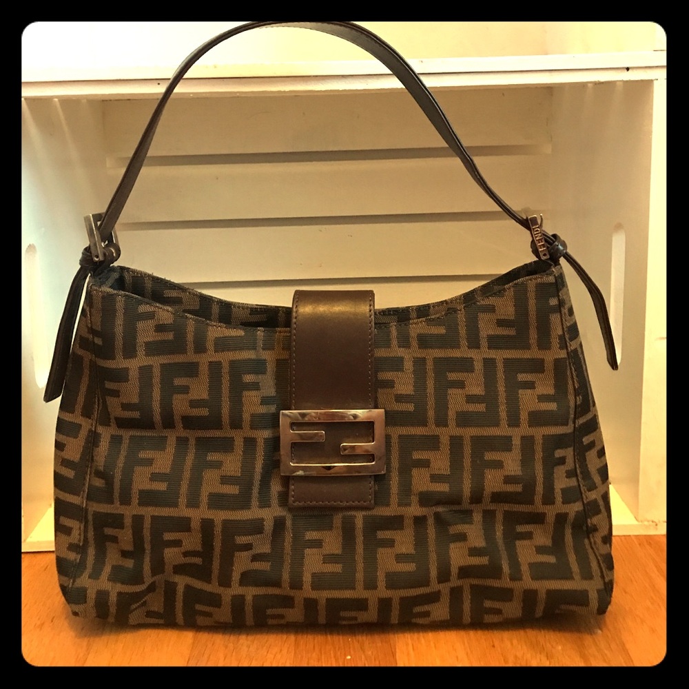 Fendi shoulder bag.