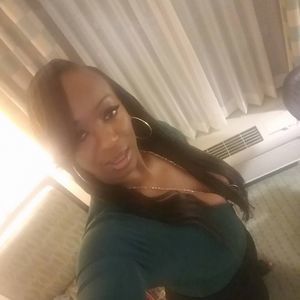 Meet your Posher, Mechelle