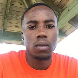 Meet your Posher, Tavis