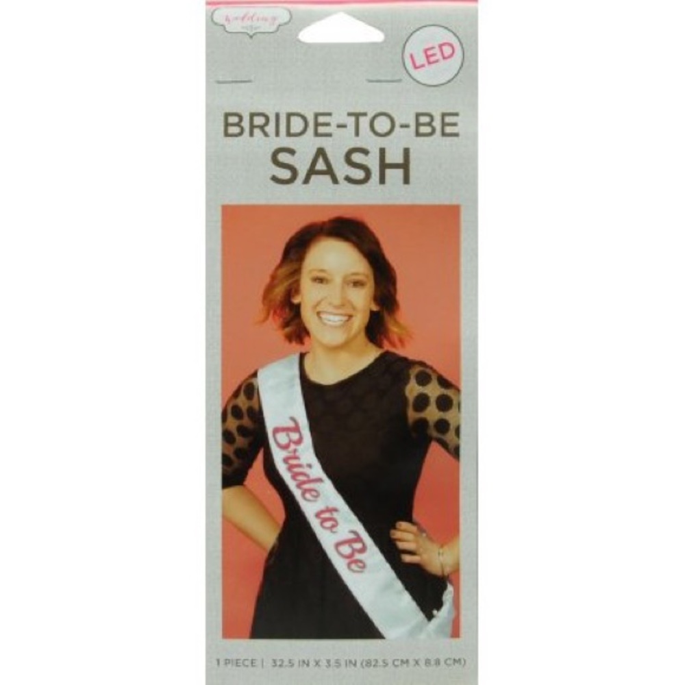 Bride to be Sash NWT👰🏽