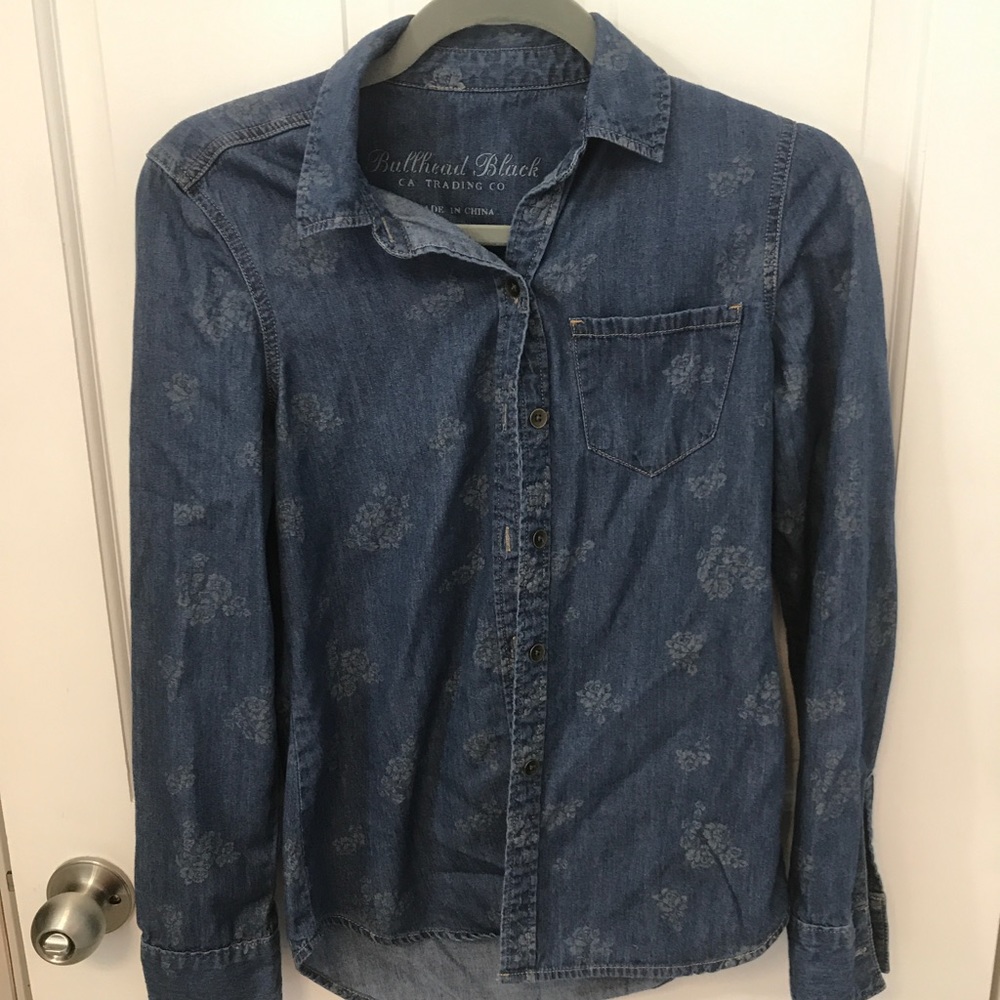 Bullhead denim button down shirt