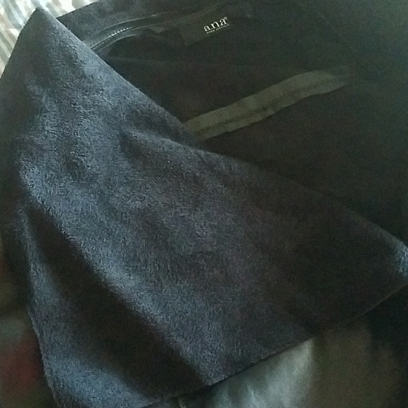 Jacket - Picture 3 of 4