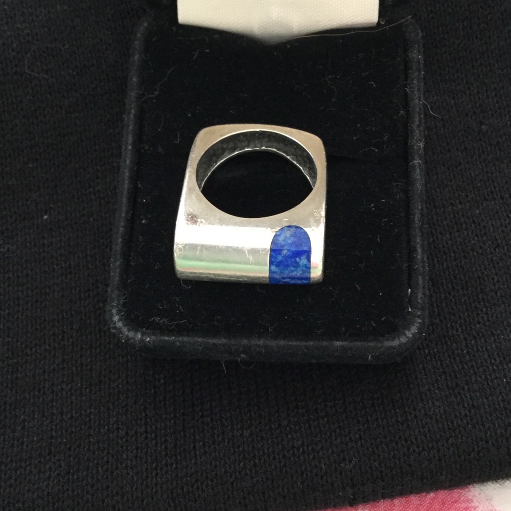 Modern design ring, 6-3/4