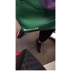 Meet your Posher, Devaughn