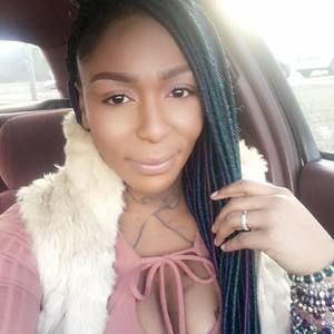 Meet your Posher, Antionette