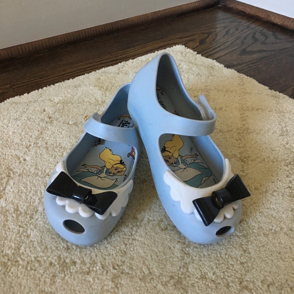 Mini melissa Alice in Wonderland Flats.