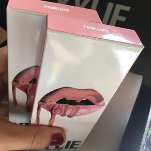 Kylie Jenner Penelope Matte Lip Kits