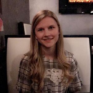 Meet your Posher, Aviheya